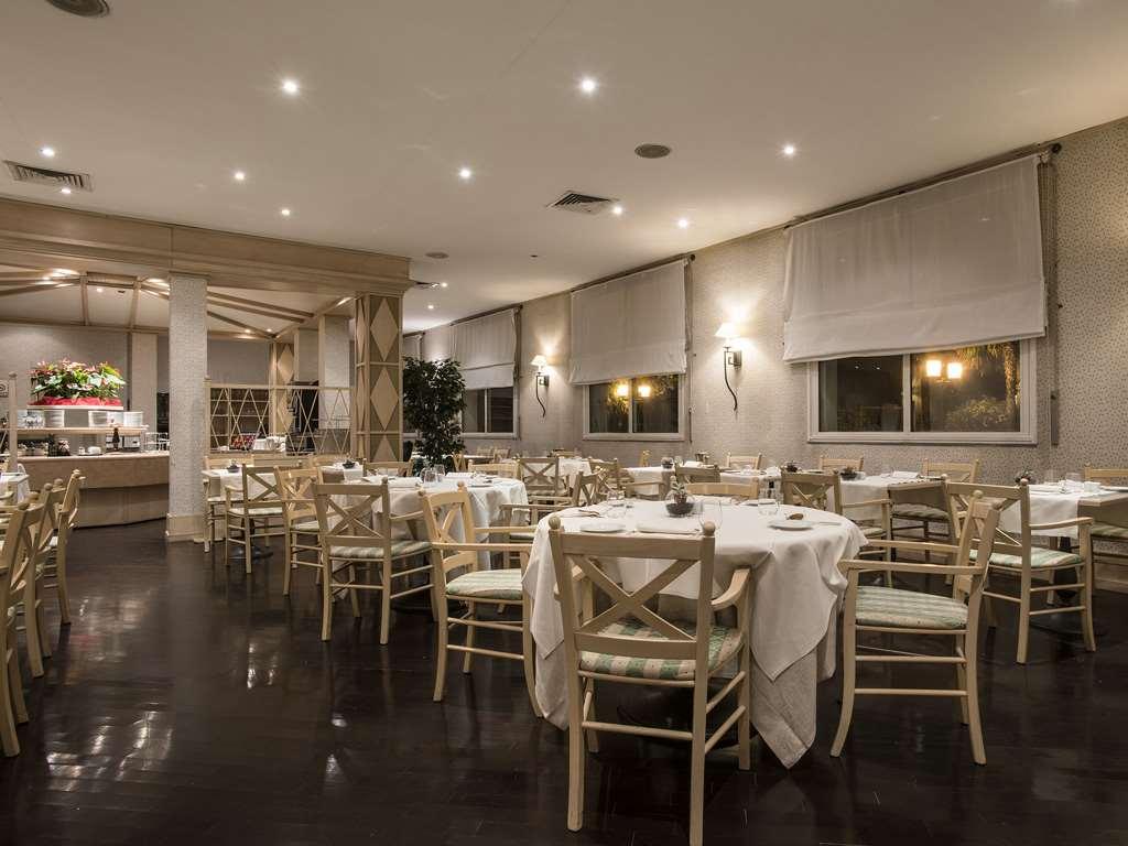 Flyon Hotel & Conference Center Болонья Ресторан фото Restaurant