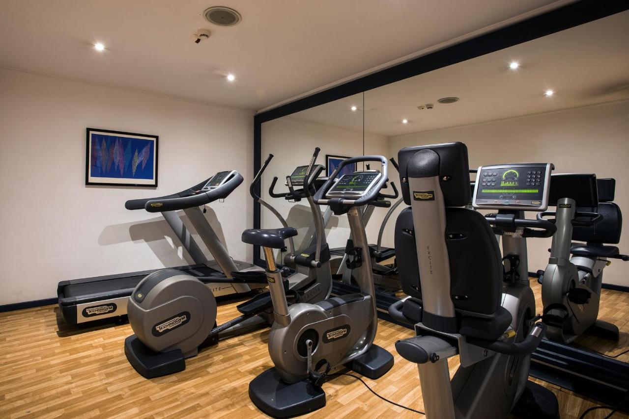 Flyon Hotel & Conference Center Болонья Экстерьер фото Fitness room